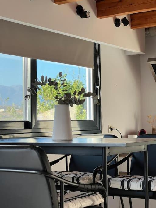 Apartment Komos View Pitsidia